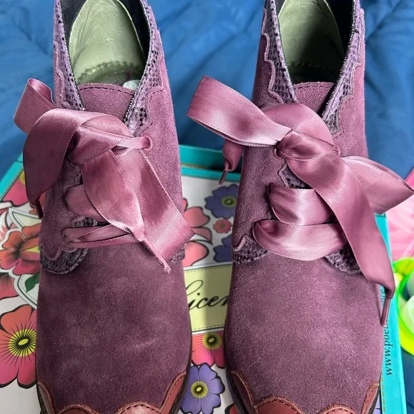 Poetic License London Elegant Purple suede Women's boots - Picture 1 of 8